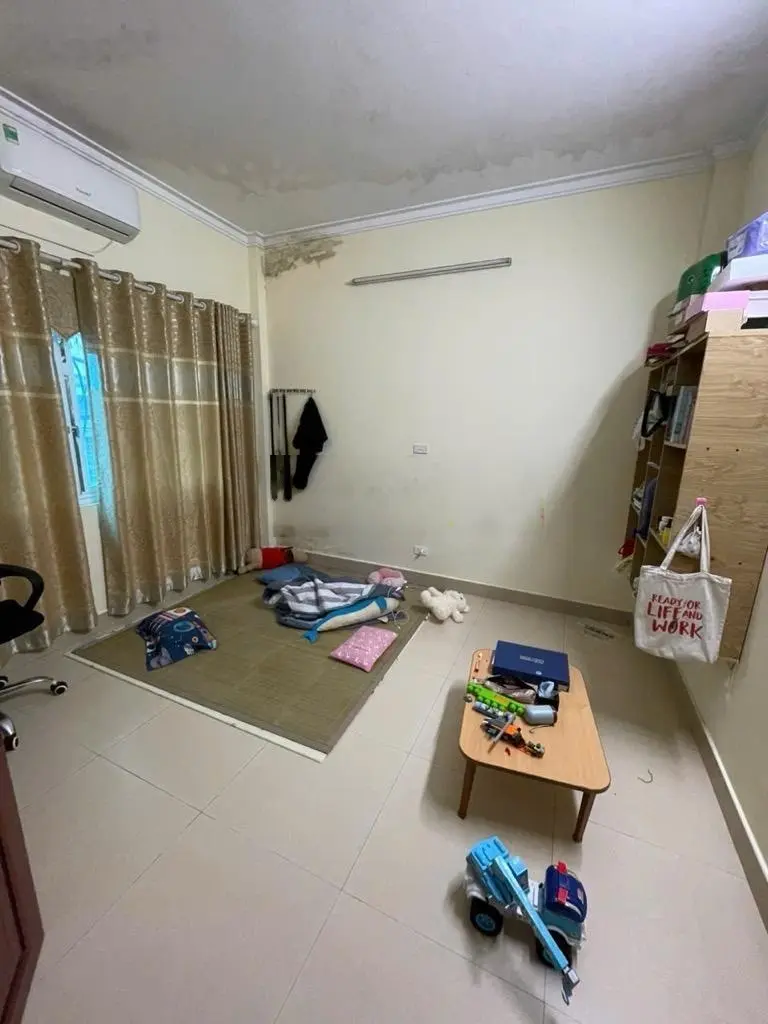 Bán nhà Minh Khai - mặt ngõ - ngõ rộng - 30m ra mặt phố
