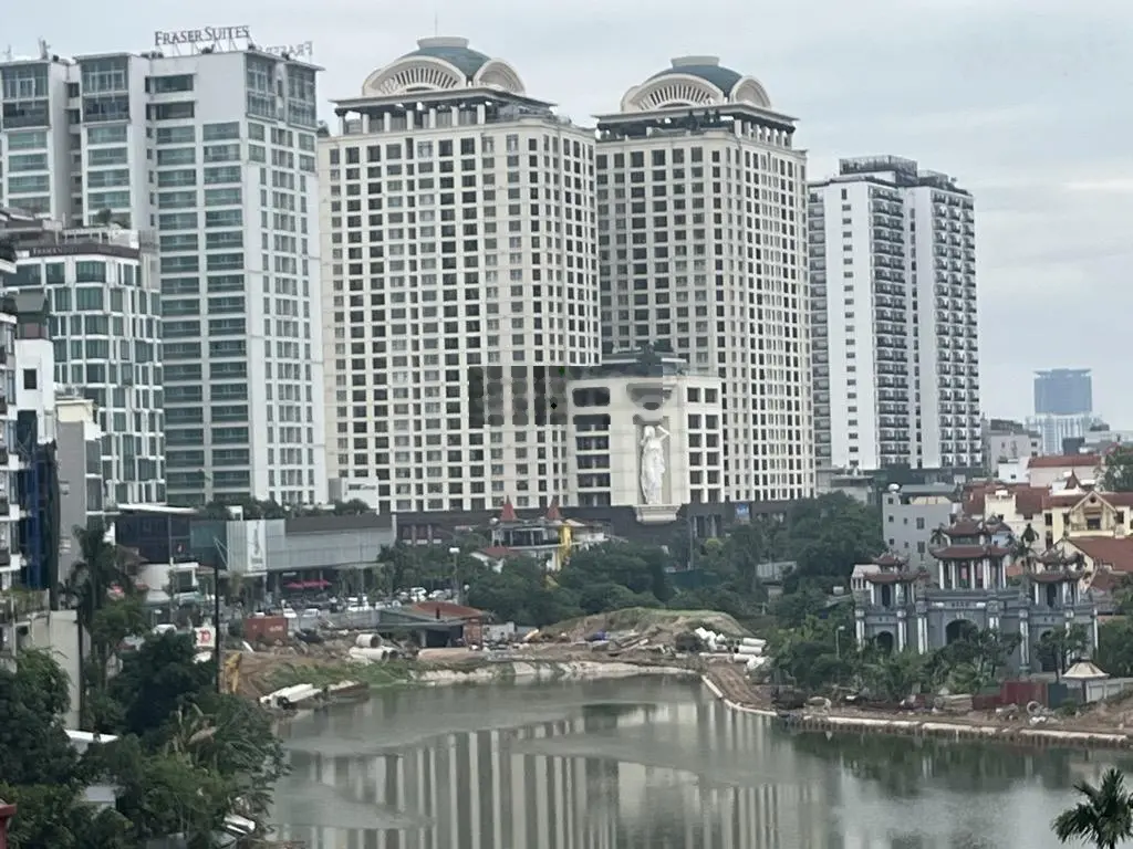 Quá hiếm cực rẻ, bán nhà âu cơ, sân vườn giáp hồ - không quy hoạch, 120,5 m2, giá 14,2 tỷ