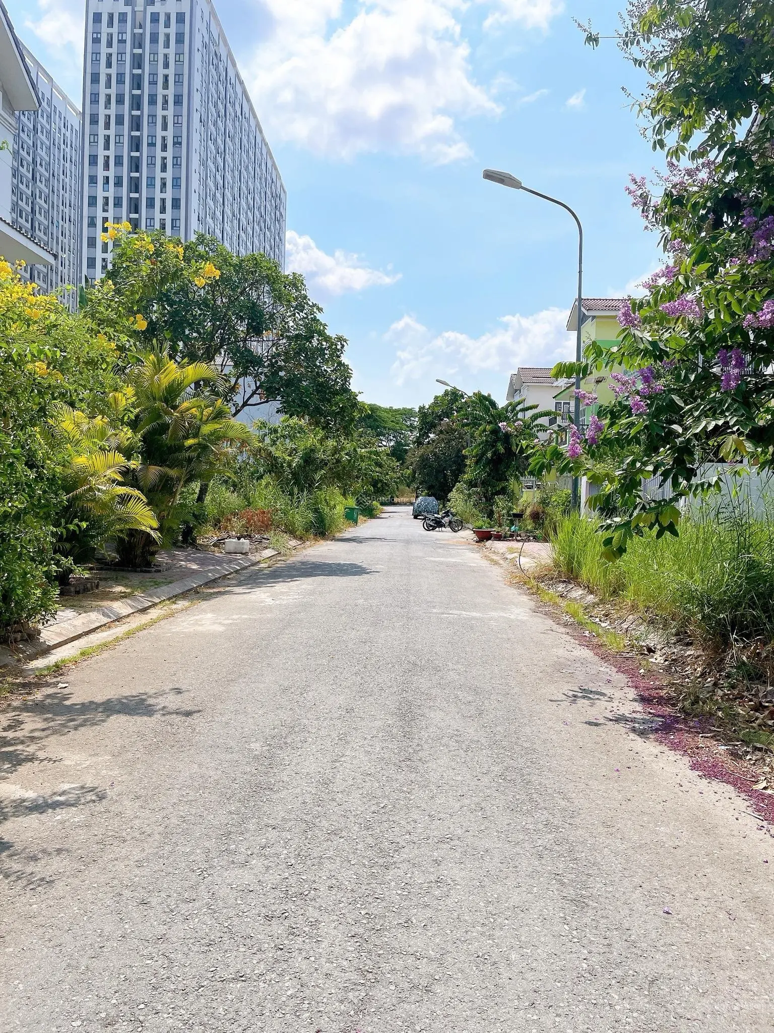 Bán đất KDC 13E, Phong Phú, Bình Chánh. Giá: 4.8 tỷ (có sổ đỏ, công chứng ủy quyền). DT: 5*20m