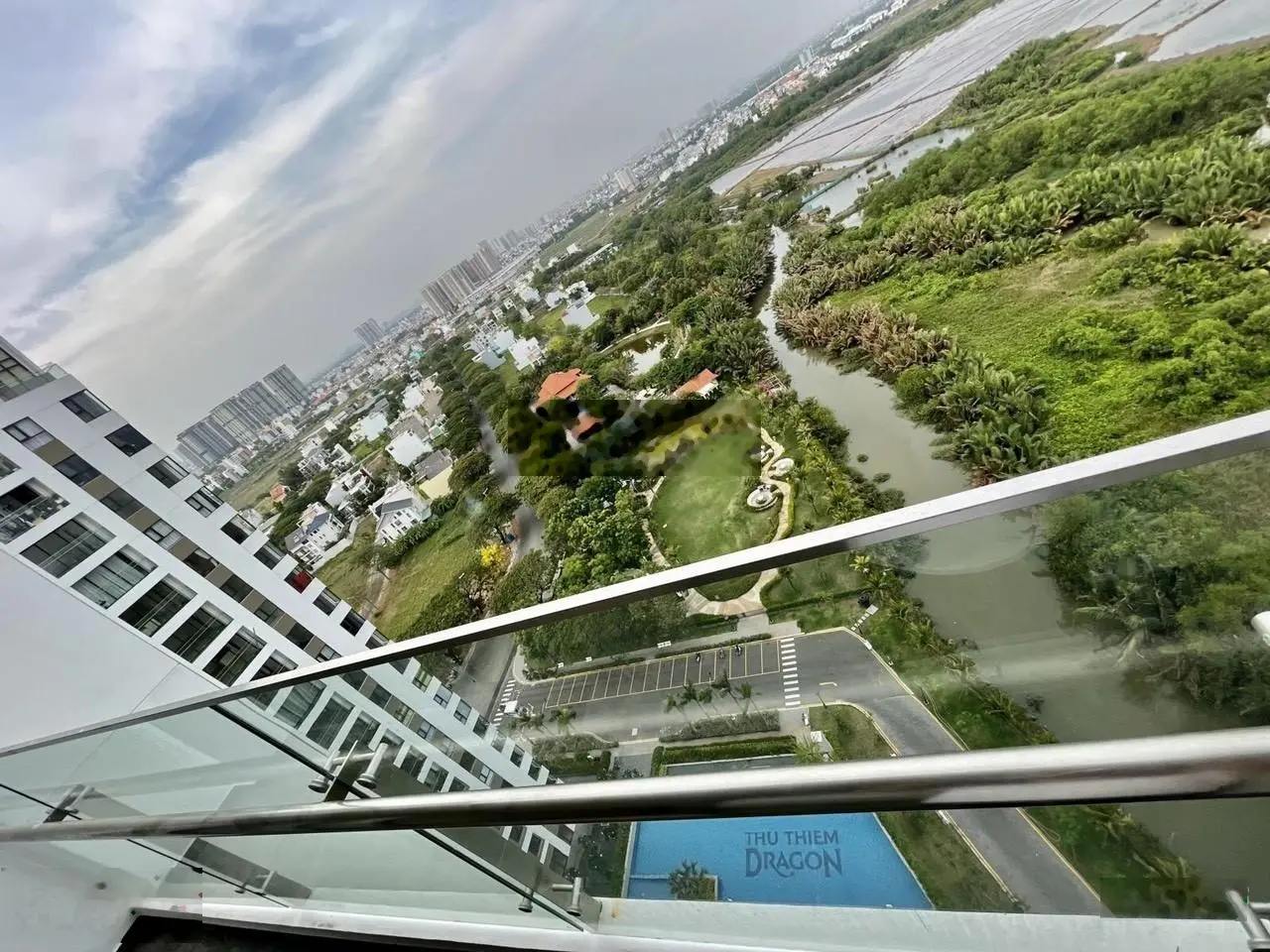 Bán căn hộ Thủ Thiêm Dragon, căn góc 2PN-82m2 diện tích lớn, view biệt thự, LH: 0782 543 *** Phú
