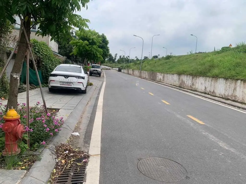 Bán đất tại Kẻ Tạnh, Long Biên. Diện tích 51m2, giá 7,4 tỷ