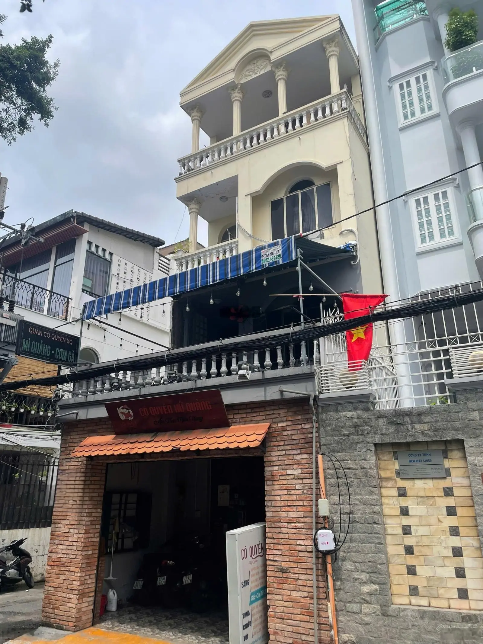 Giảm 30 tỷ còn 23 tỷ bán nhanh căn nhà MT đường Phạm Văn Hai, Tân Bình. DT 5x21 - 3 tầng - HĐT 97tr