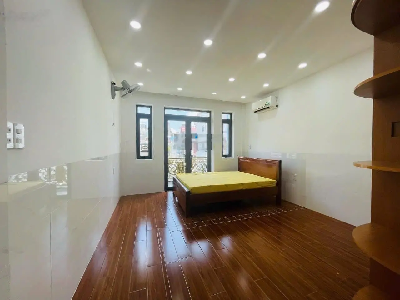 Bán nhà Mặt Tiền hẻm 8m Kinh doanh 256/29A Phan Huy Ích P12 3 tầng (4x13m)