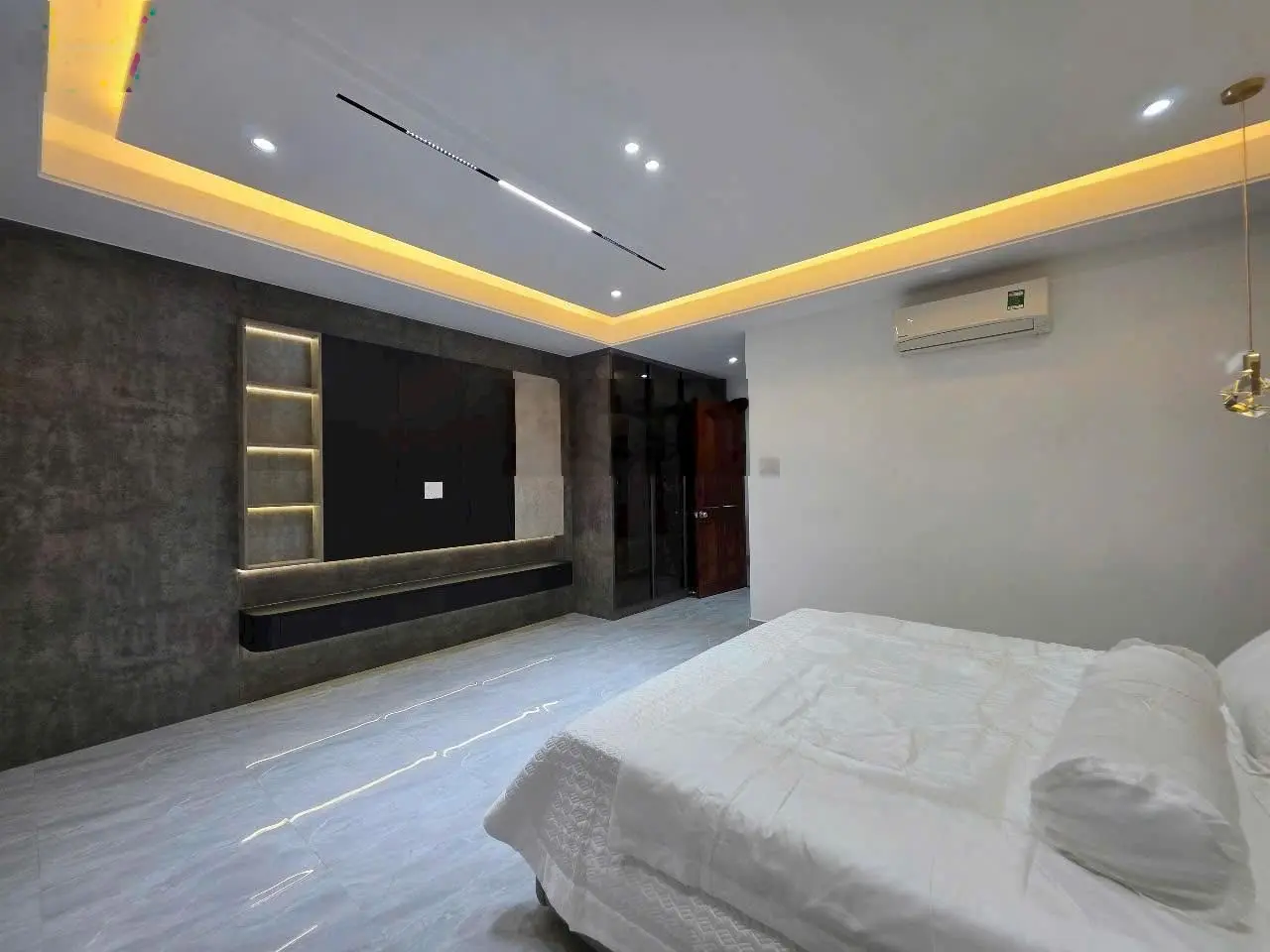 [16 tỷ TL] nhà đẹp 5x19,5m mới xây 04 tầng mặt tiền đường 12m khu dân cư Tân Thành Lập, Phú Mỹ, Q7.