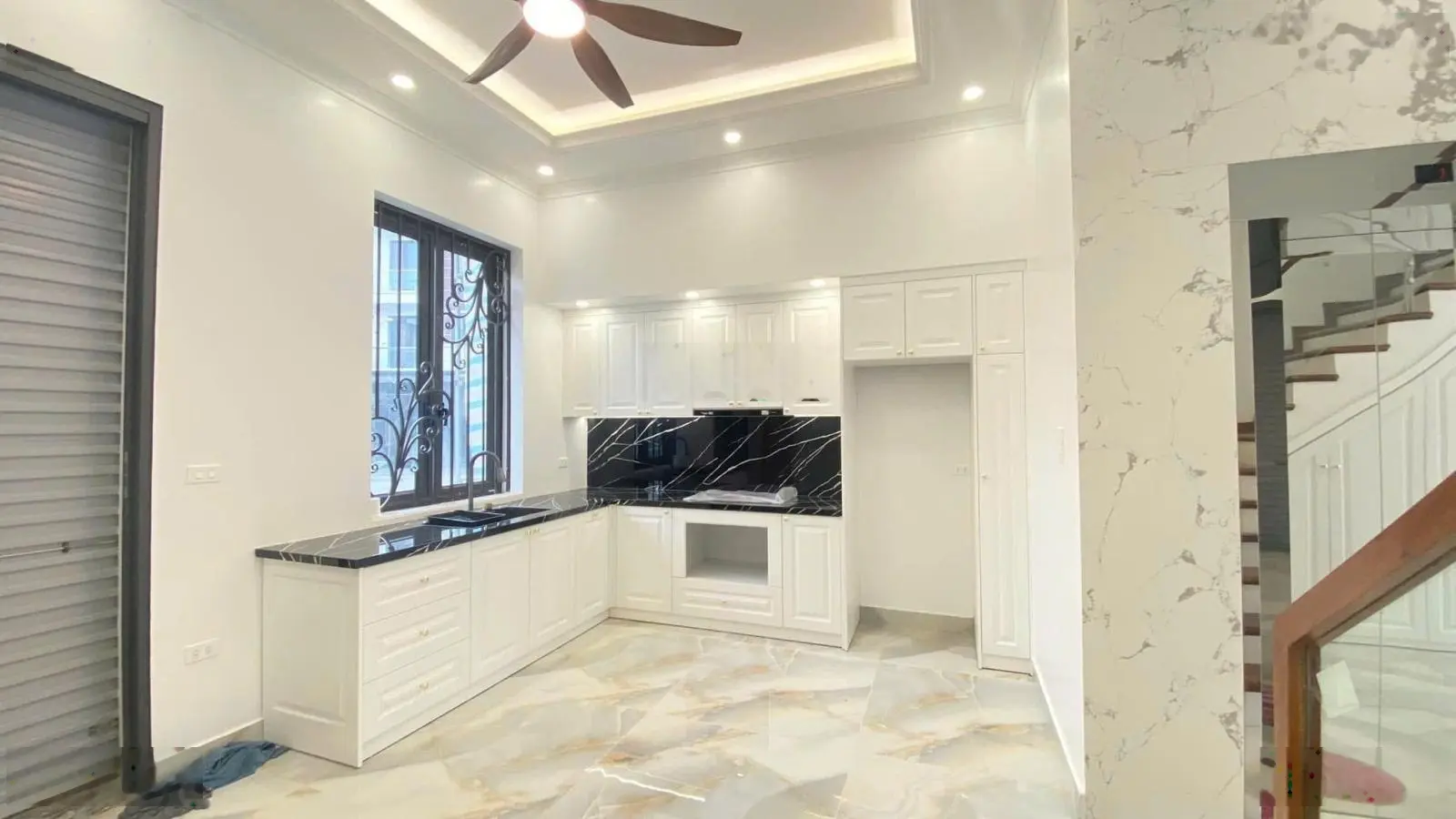 Bán nhà shophouse 5,5 tầng đường 30m có thang máy tại Himlam Hùng Vương, Hồng Bàng LH 0977942670