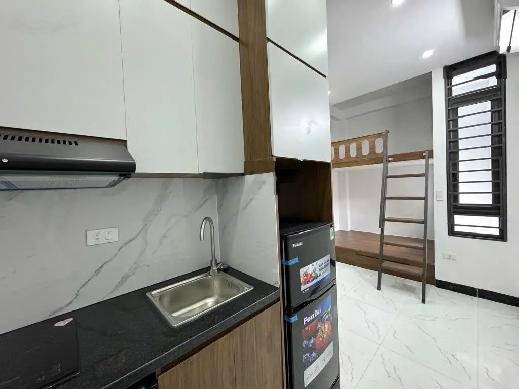 Bán CCMN Thanh Xuân 60m2, 6 tầng thang máy 12 phòng khép kín DT 65 triệu ô tô đỗ cổng