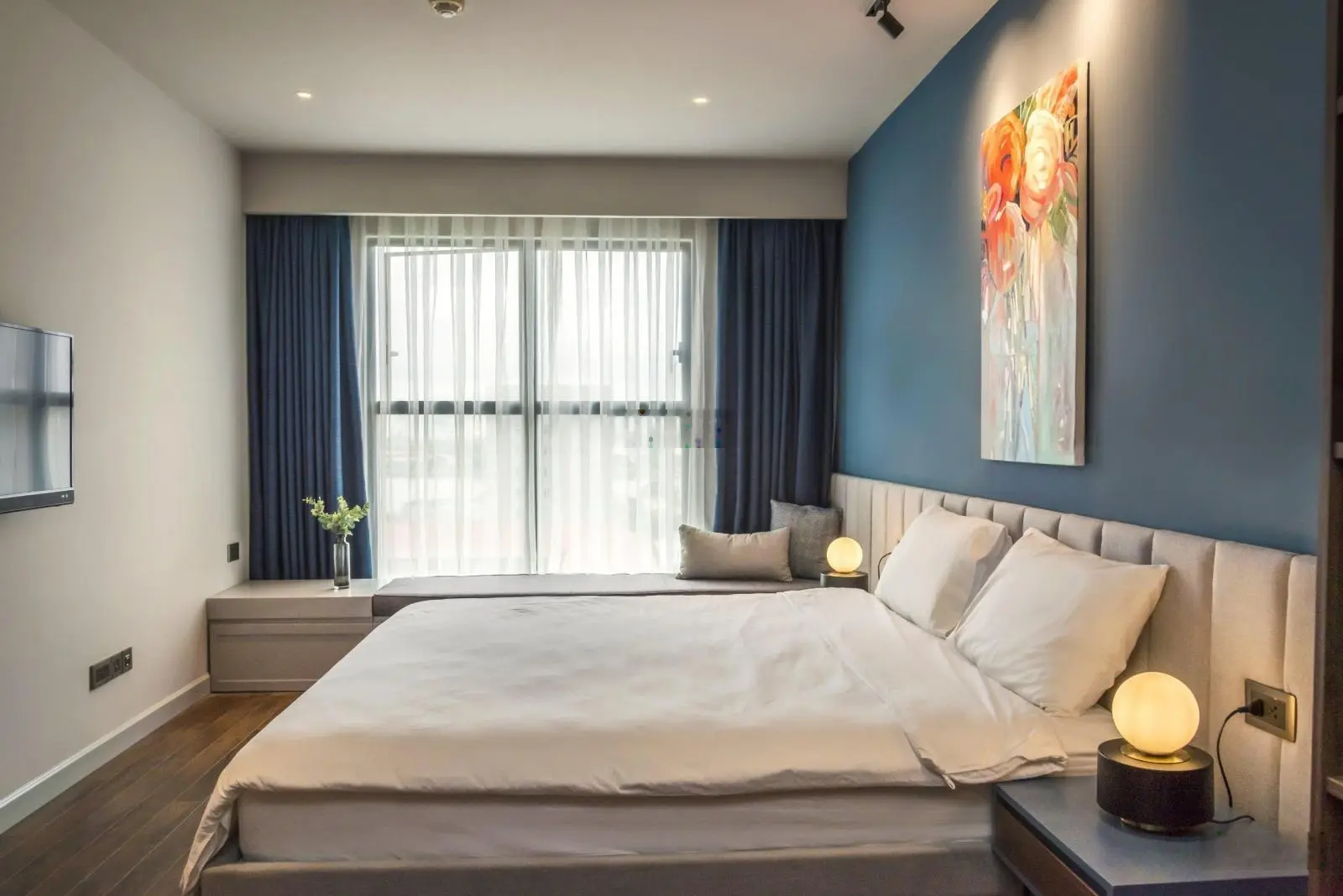 Kẹt tiền cần bán căn hộ 2PN 88m2 view sông Sài Gòn và quận 1 giá tốt. LH: 0909 024 ***