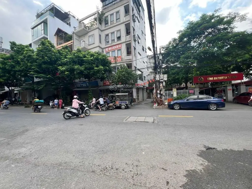 Bán nhanh nhà phố Tứ Liên 66m2 6T MT 4.6m - 2 mặt thoáng - gara ôtô tránh - 13.5 tỷ. 0394 743 ***