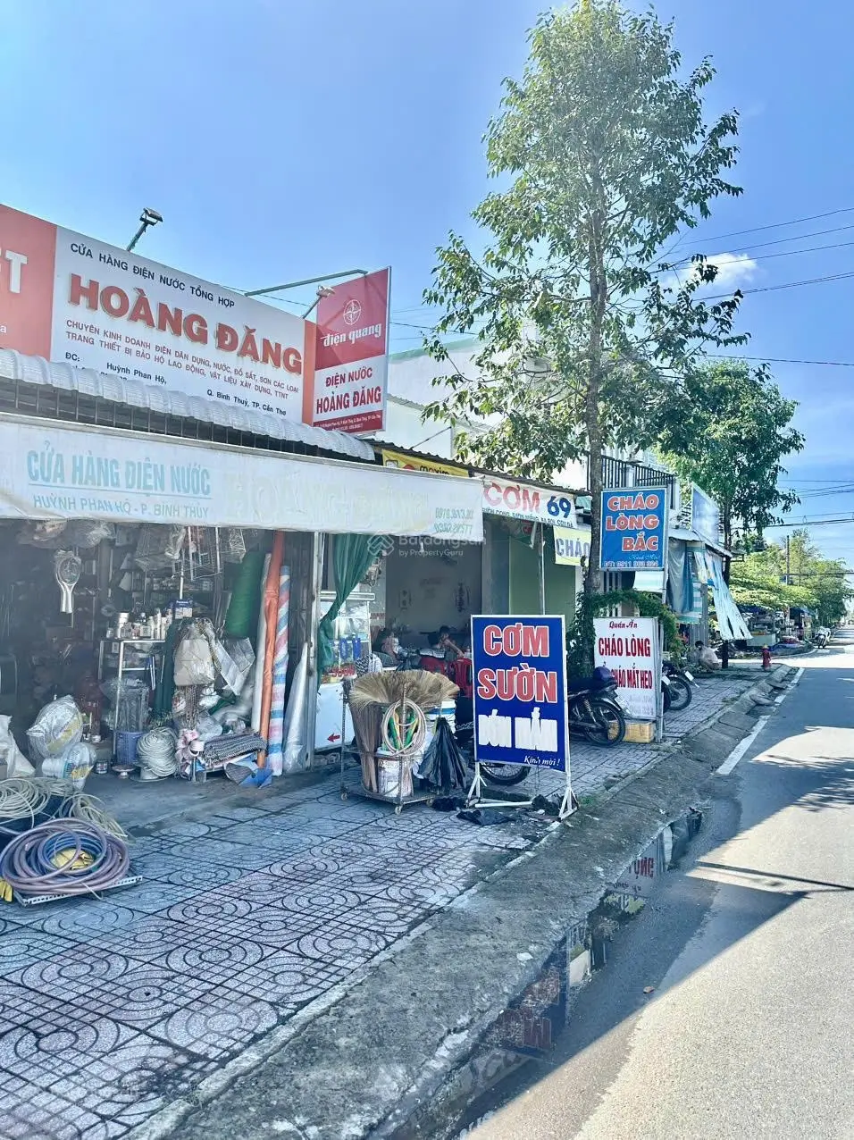 Bán nền nhà hiện có 3 căn nhà đang cho thuê 12tr/tháng