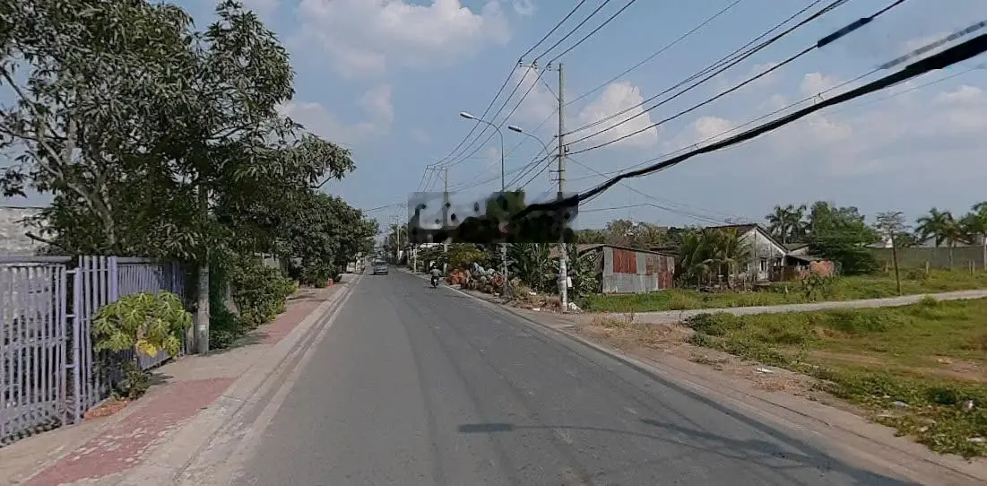 Bán vài lô đất MTĐ Hàm Nghi ngay UBND phường 5, Bạc Liêu. DT 100m2 full TC, giá chỉ 700tr SHR