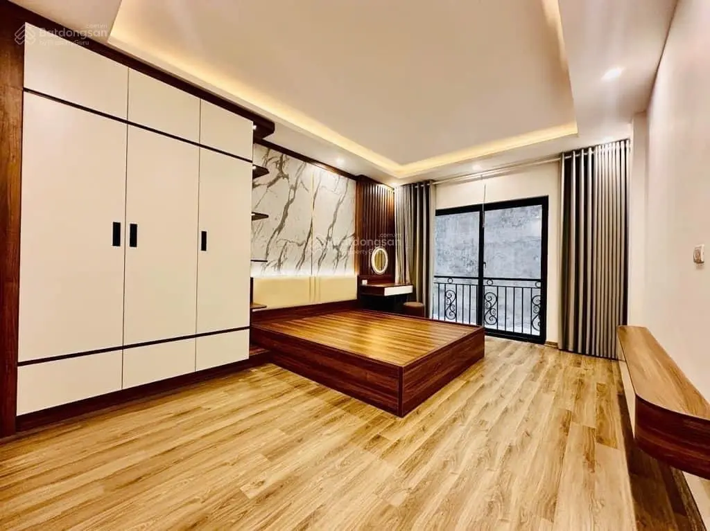 Hạ chào bán gấp nhà phố Hoàng Đạo Thành 38m*4T*3.6m MT - ô tô tải đỗ cửa - chỉ 6.45 tỷ - kd đỉnh.