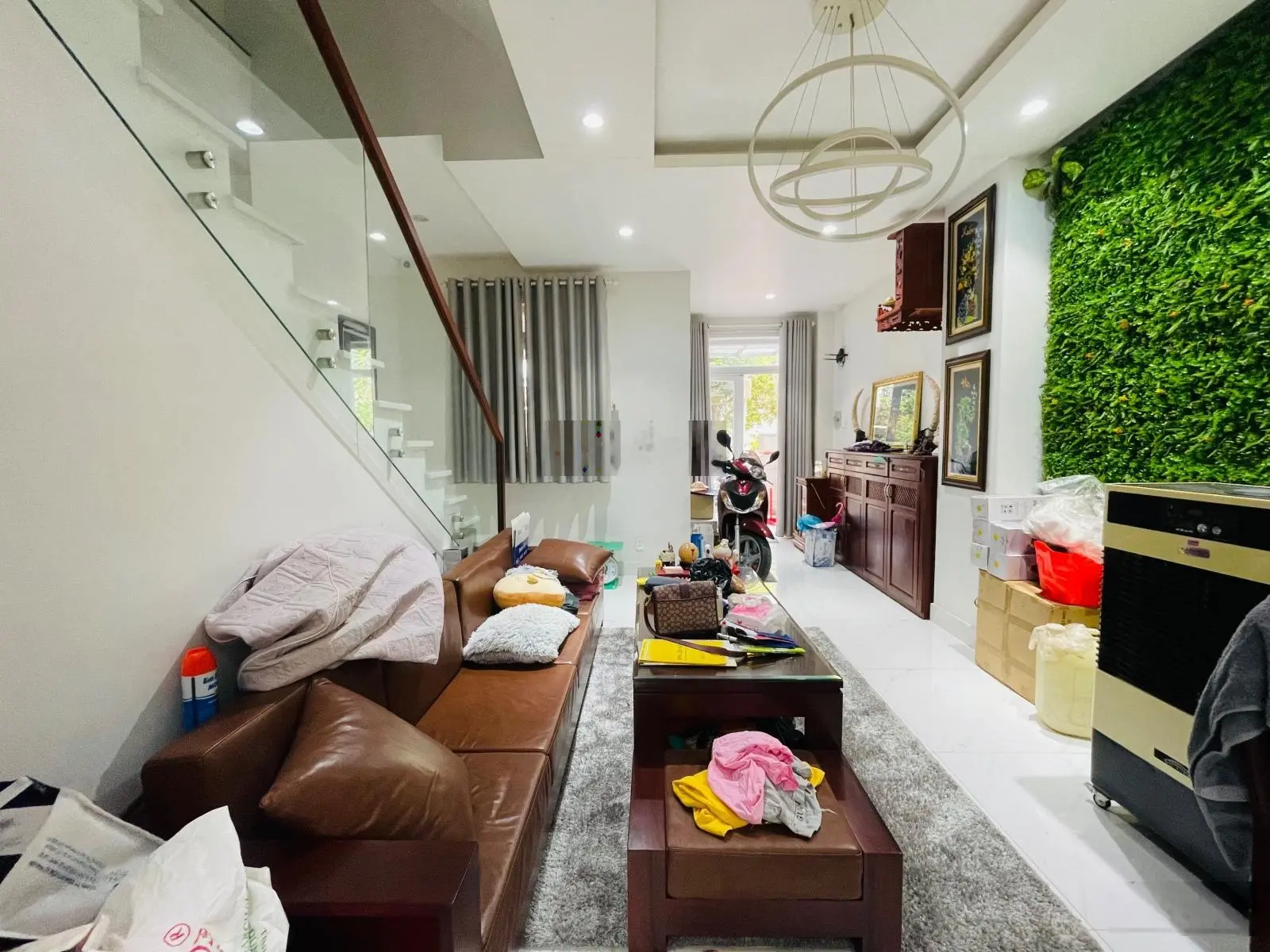 Bán nhà Park Riverside - 5x16,6m - hoàn thiện - sổ hồng hướng Đông Bắc