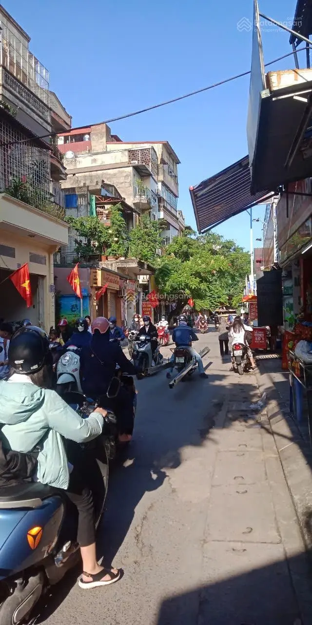 Cơ hội Đầu tư ! Lô góc mặt phố Nguyễn Quý Đức : DT 85mx4T, MT chính 5m giá 26 tỷ