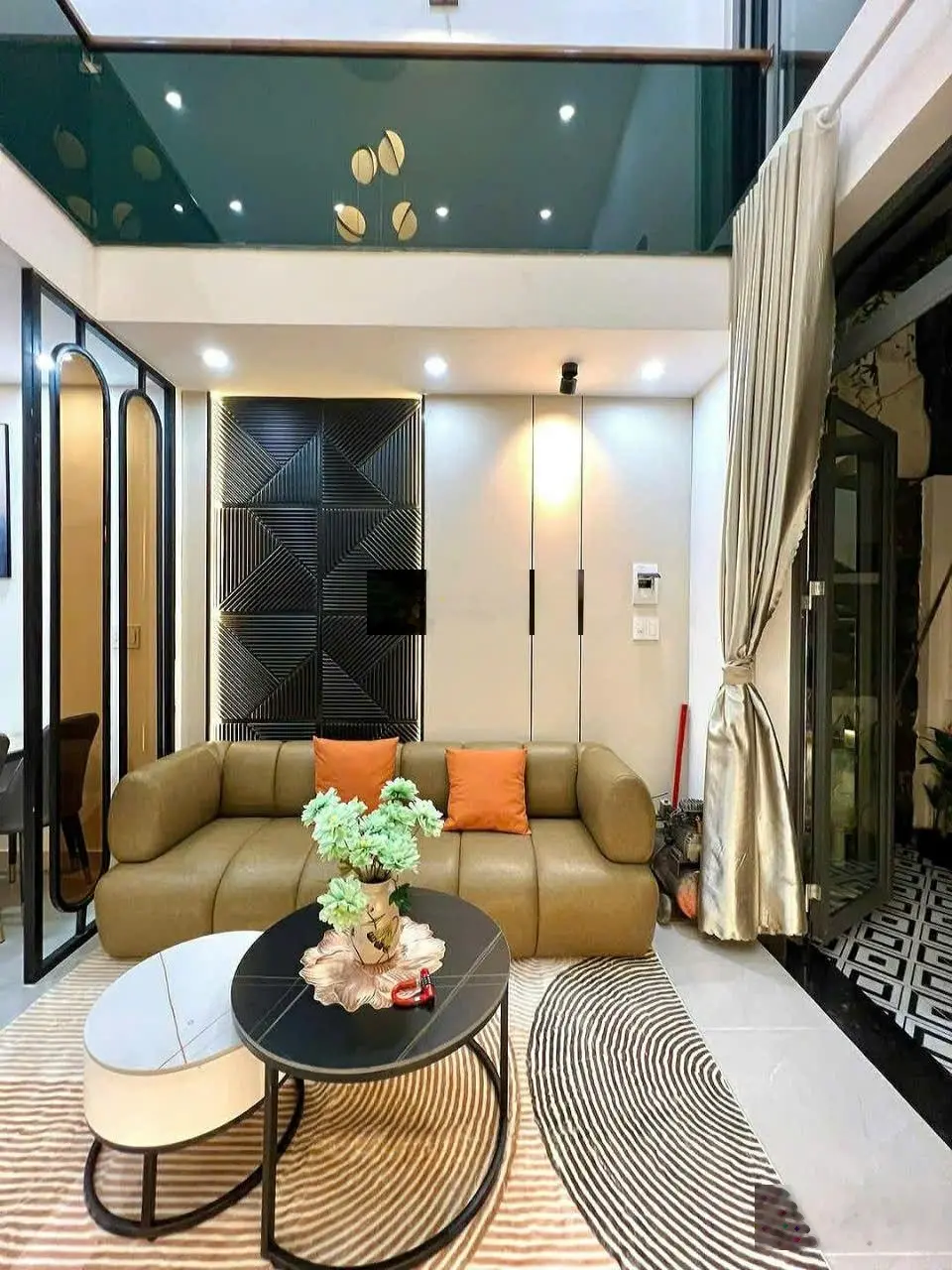 Nhà đẹp 50m2, 2 tầng, 3 phòng ngủ ( có phòng ngủ dưới) , gần biển 200m ,thanh khê