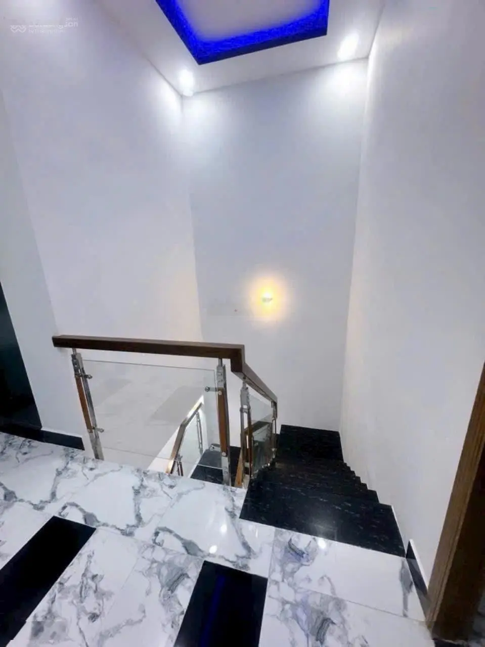 Nhà Mới Sang Đẹp 52m2 3TẦNG 4.8Tỷ Q7 P.Tân Phú