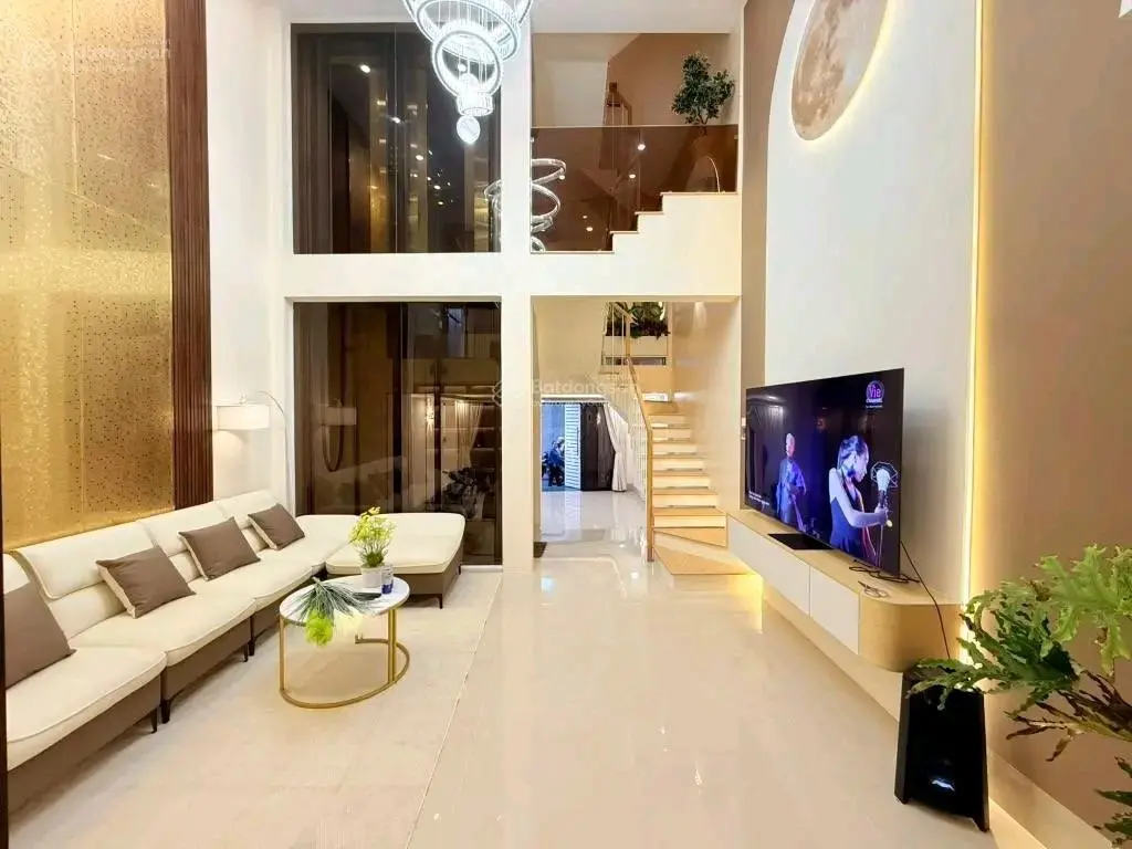 Chính chủ cần bán nhà Nguyễn Hữu Cầu - Phường Tân Định - Q.1, giá 4tỷ570/82,6m2, đang cho thuê 36tr