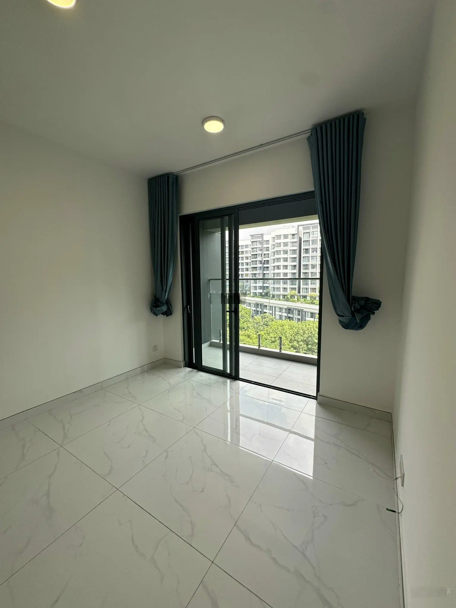 Bán gấp Diamond Alnata 2PN-2WC (86m2) view đại lộ, gió thoáng mát chỉ 4,550 Tỷ