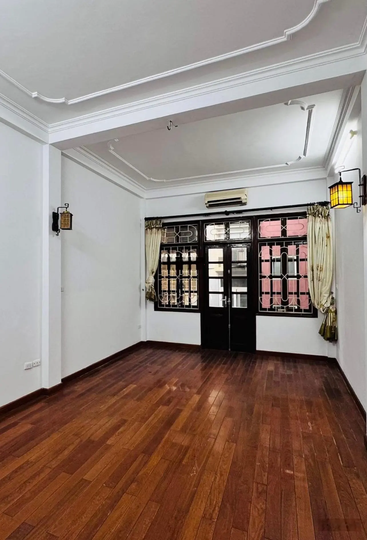 Hoa hậu phố thái hà quận đống đa