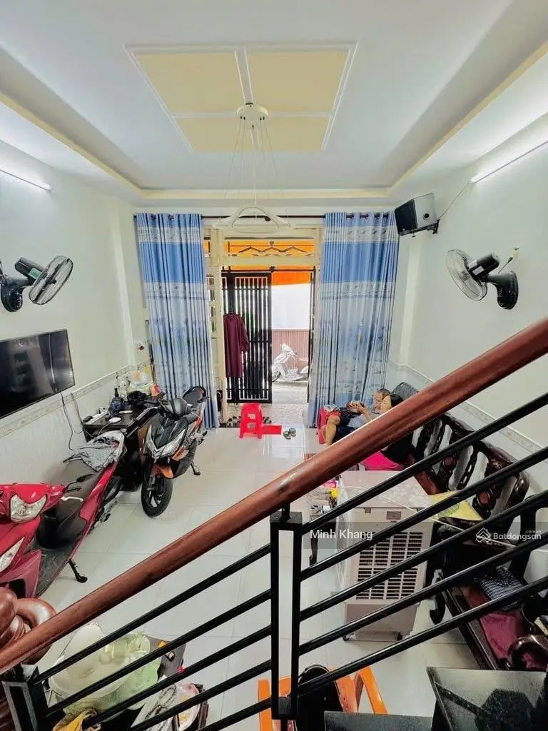 Bán nhà đường Trần Phú, Phường 4, Quận 5, Giá 3 tỷ 340, Diện tích 52m2, SHR