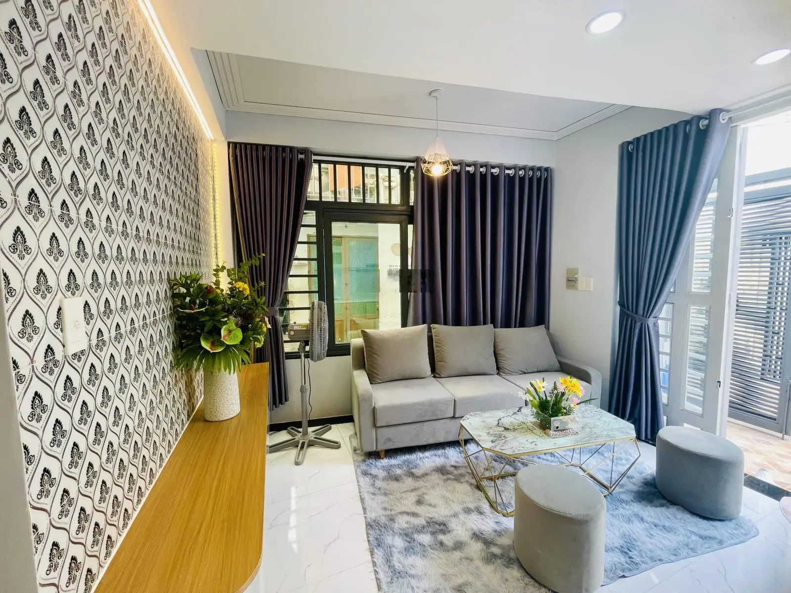 Tân Bình, nhà Lạc Long Quân, phường 10, nhà đẹp đủ nội thất chỉ dọn vào ở, thông Ni Sư Huỳnh Liên