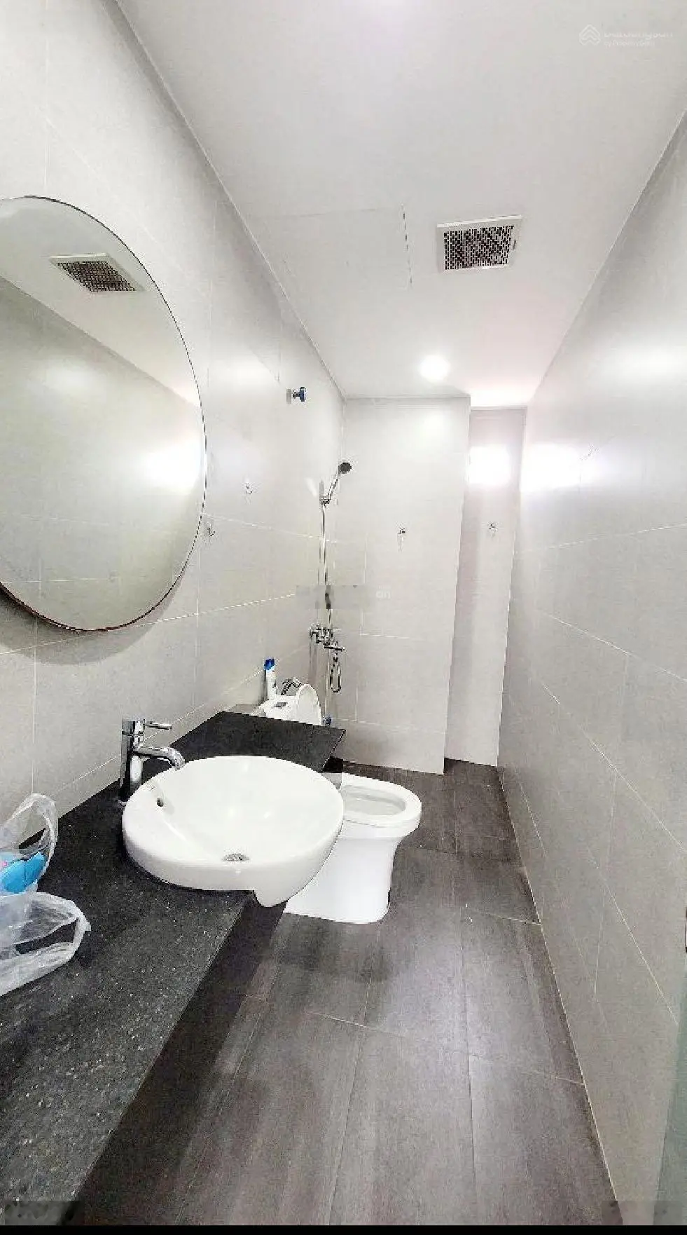 Cổ Linh nhà đẹp 7 tầng thang máy xịn full nội thất oto vào nhà nhiều tiện ích khách mua chỉ việc ở