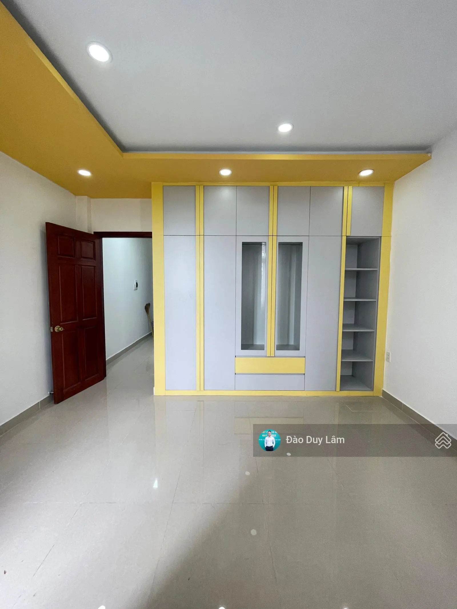 Về quê hạ giá bán gấp: Nhà 4 tầng mặt tiền kinh doanh, đường 10m thông khu Hồng Long, Hiệp Bình.
