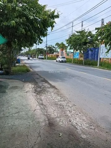Bán đất tặng căn nhà trên đất MT đường nhựa Tỉnh Lộ 2, dt 470m2, có 51m thổ cư, xã Trung Lập Hạ.