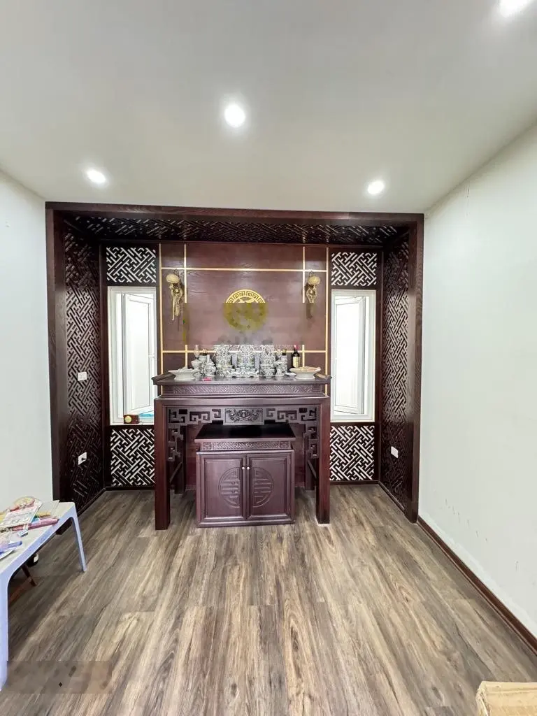 Nhà phố đại la, 6 tầng đẹp mới ở ngay , gần phố