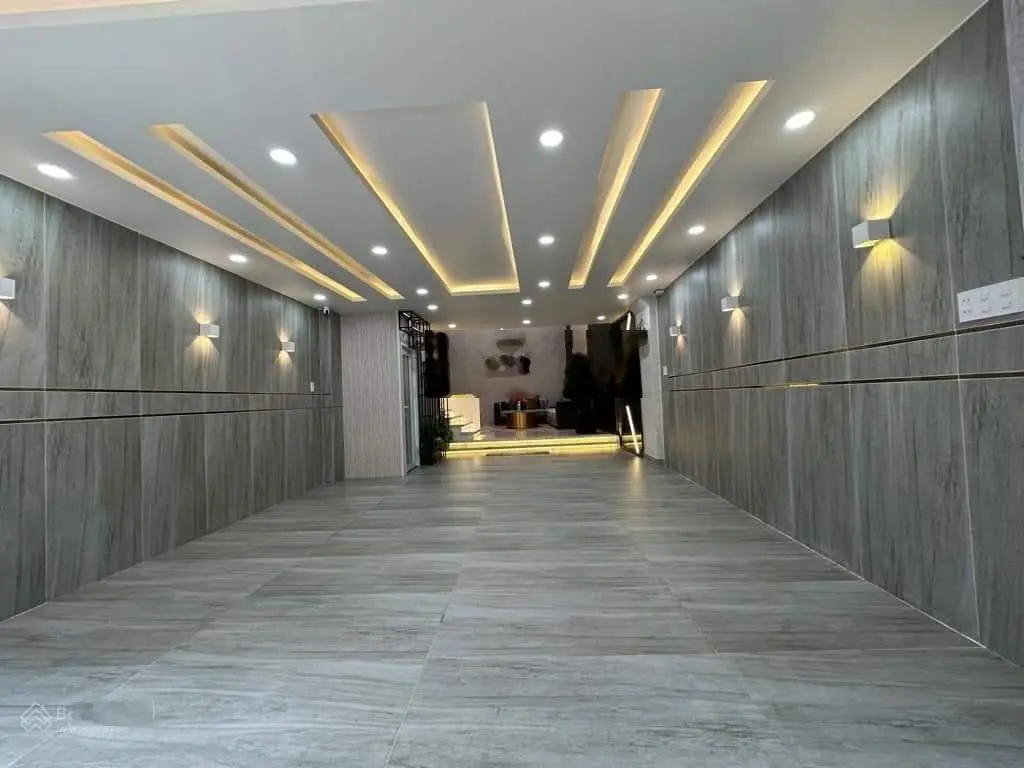 Bán nhà ngộp Trương Quyền-P6-Q3 đang cho thuê 29tr/th. DT 63,9m2 giá 4tỷ180, nằm sát CV Lê Văn Tám