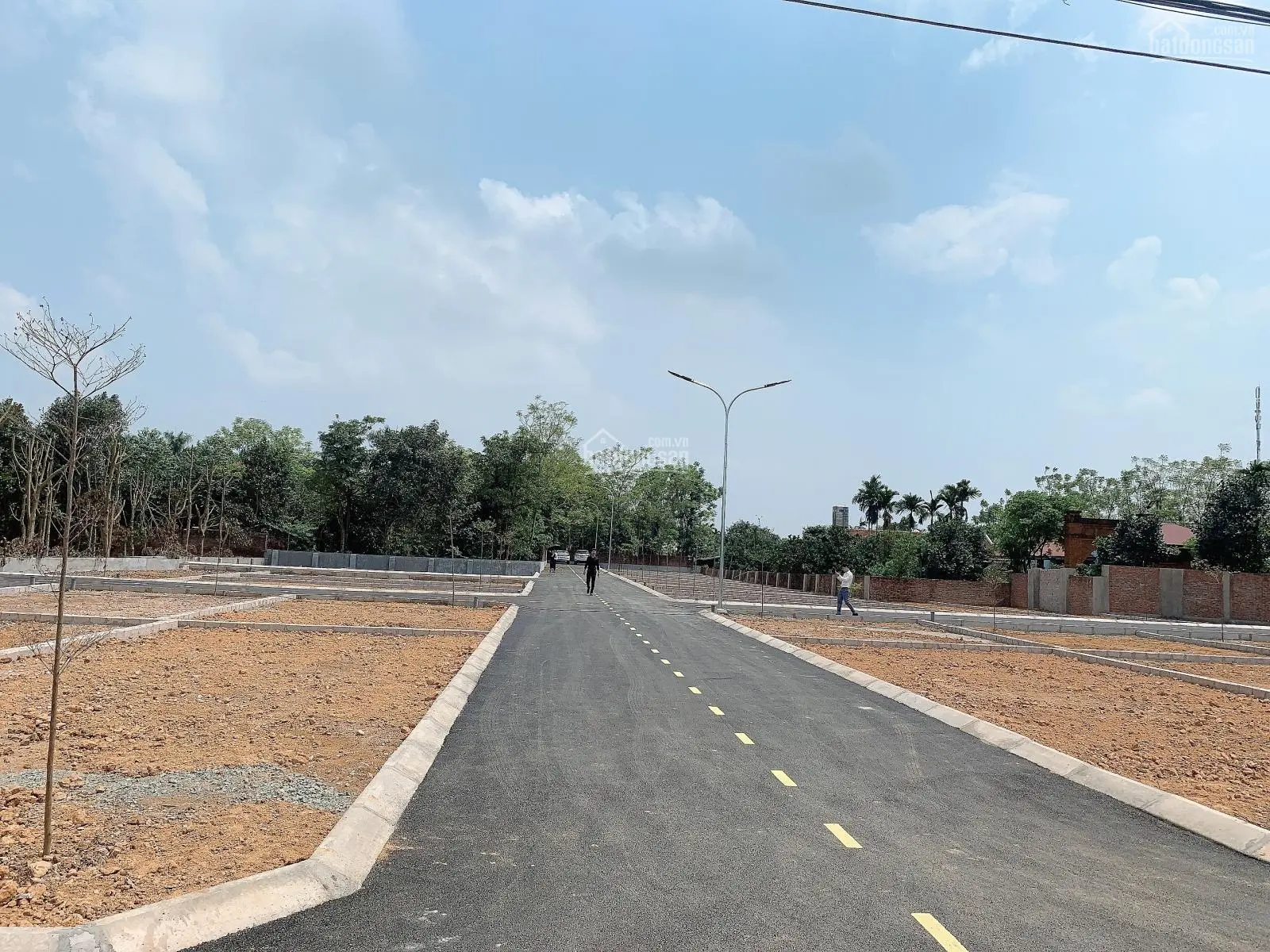 Chính chủ cần bán lô đất ở khu công nghệ cao Hoà Lạc. Giá chỉ 10 triệu/ m2