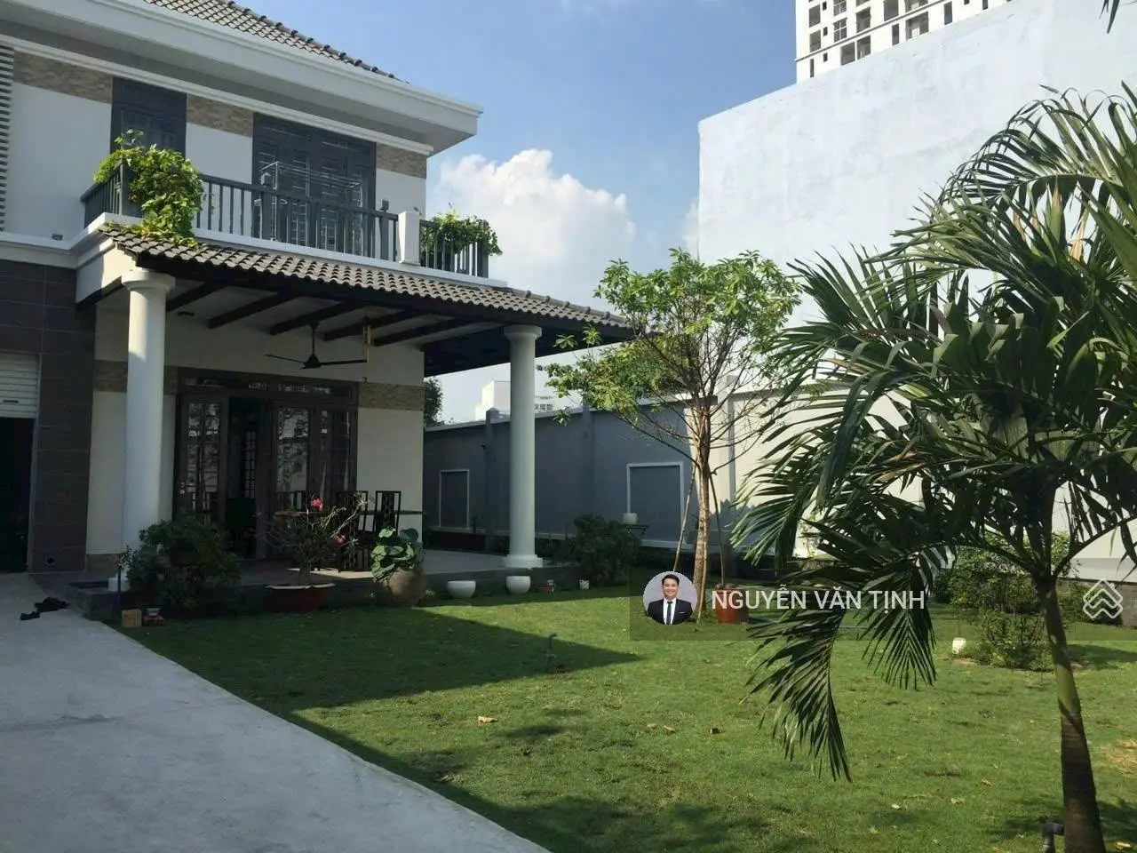 Bán biệt thự MT đường nội bộ Nguyễn Văn Hưởng, Thảo Điền, Q2. DT 12.8x27m (365m2). Giá chỉ 52 tỷ TL