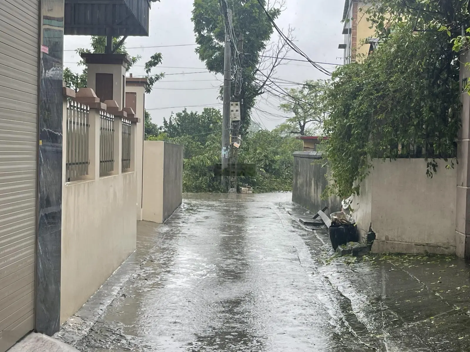 Bán 64m2 - Trung Oai - Tiên Dương - ngõ nông ô tô đỗ cửa - nhỉnh 3 tỷ