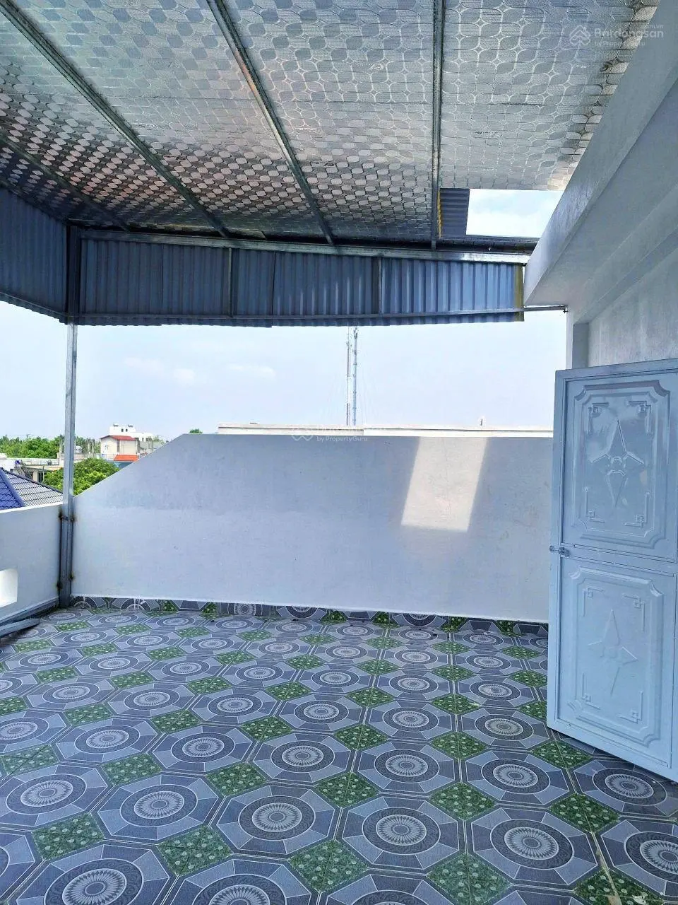 Nhà đẹp logoc Độ Tràng 40m2x3T, 3.35 tỷ, oto đậu cửa, 10m ra đường Contener