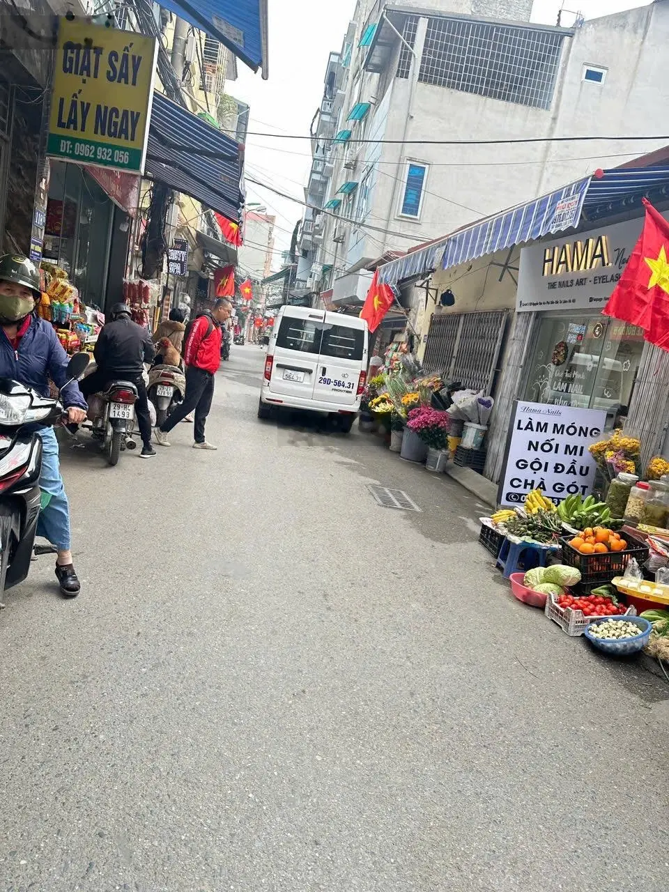 Nhà đẹp 4 tầng ở ngay Phú Diễn ô tô đỗ cửa. Giá đầu tư, LH 0968.371.359