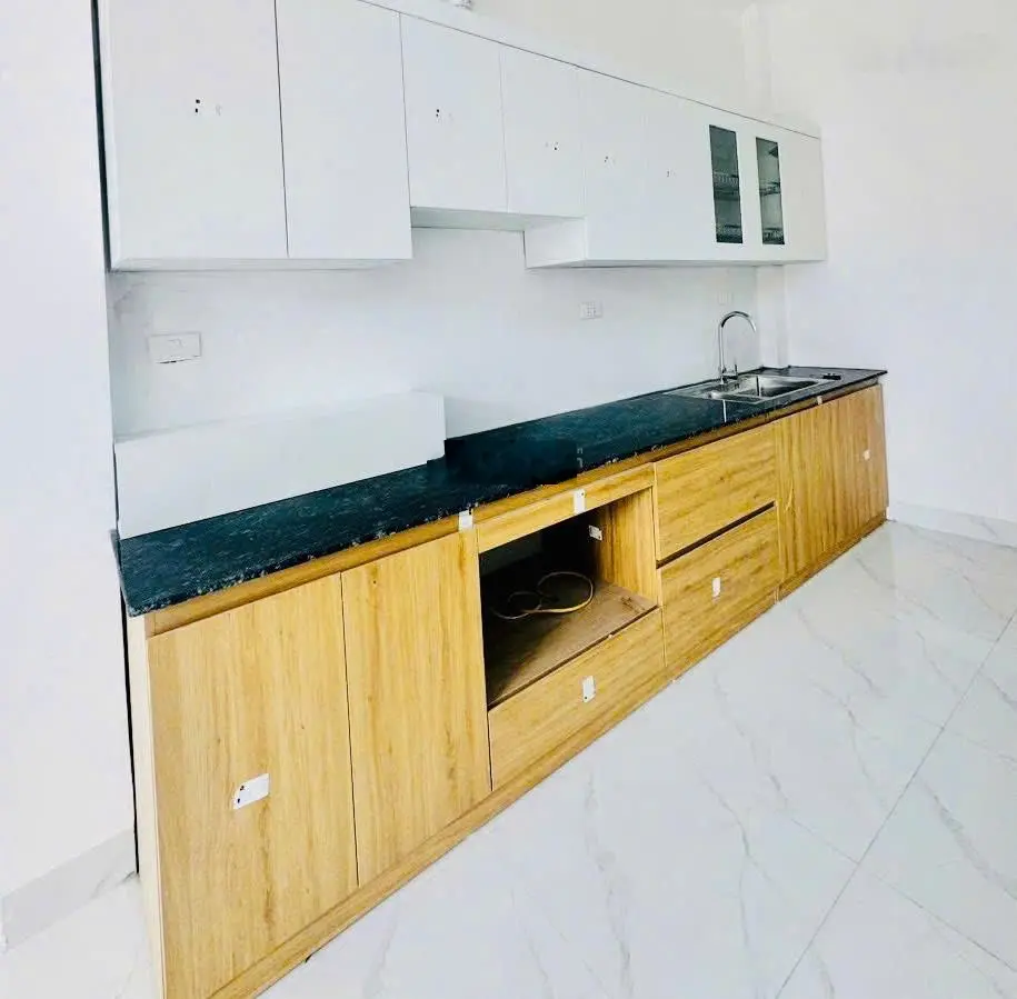 Bán nhà Yên Nghĩa 32m2x5t. Lô góc cực đẹp. Ô tô đỗ ngày đêm. Full nội thất xịn. Giá chỉ nhỉnh 3 tỷ