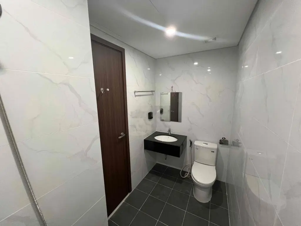 Bán căn hộ 2pn FPT plaza2 71m2 giá 1770 có sổ hồng