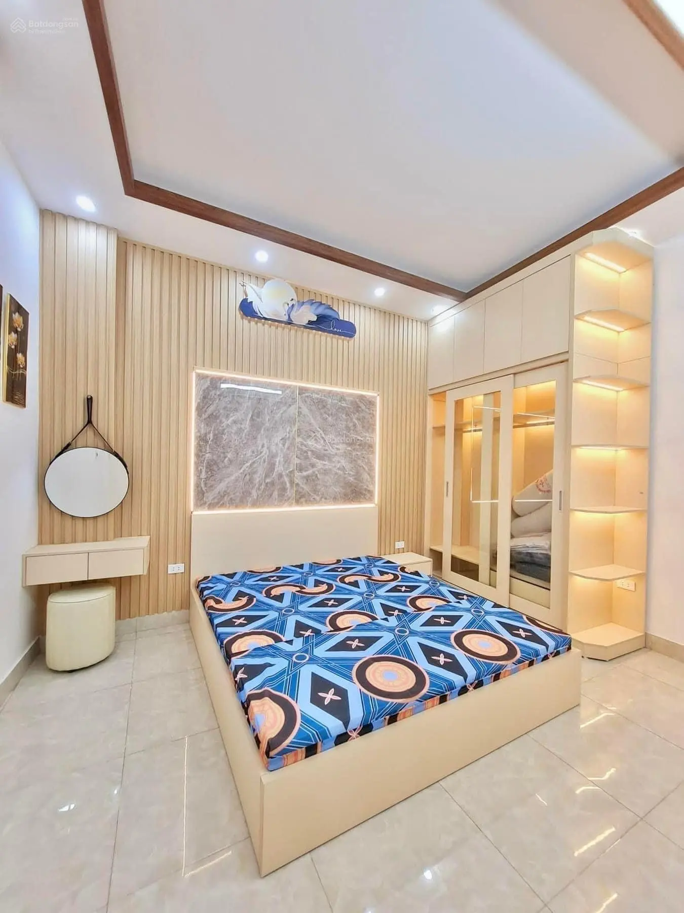 Bán nhà tại Vĩnh Hưng, Hoàng Mai. Diện tích 30m2, 5 tầng, giá 4,3 tỷ