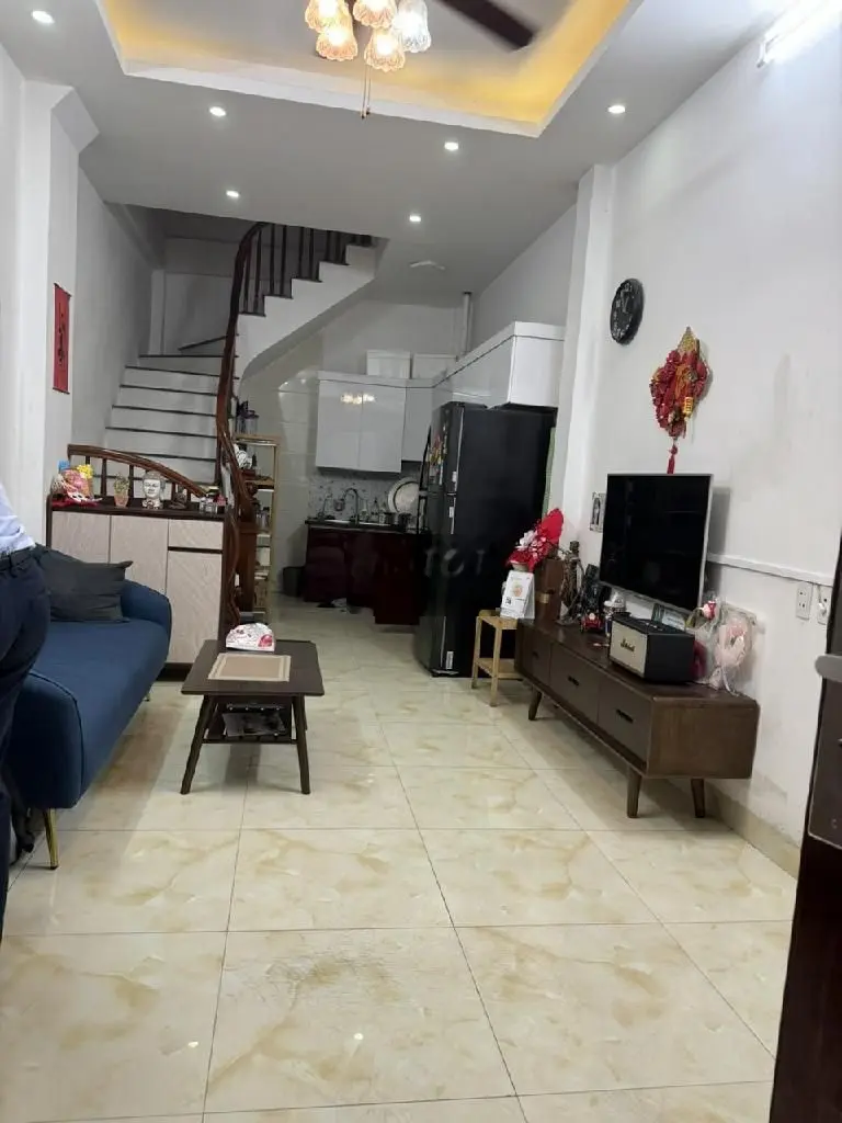 BÁN NHÀ MINH KHAI – DT 32M – GIÁ 4,85TỶ - TIỆN ÍCH BẠT NGÀN.