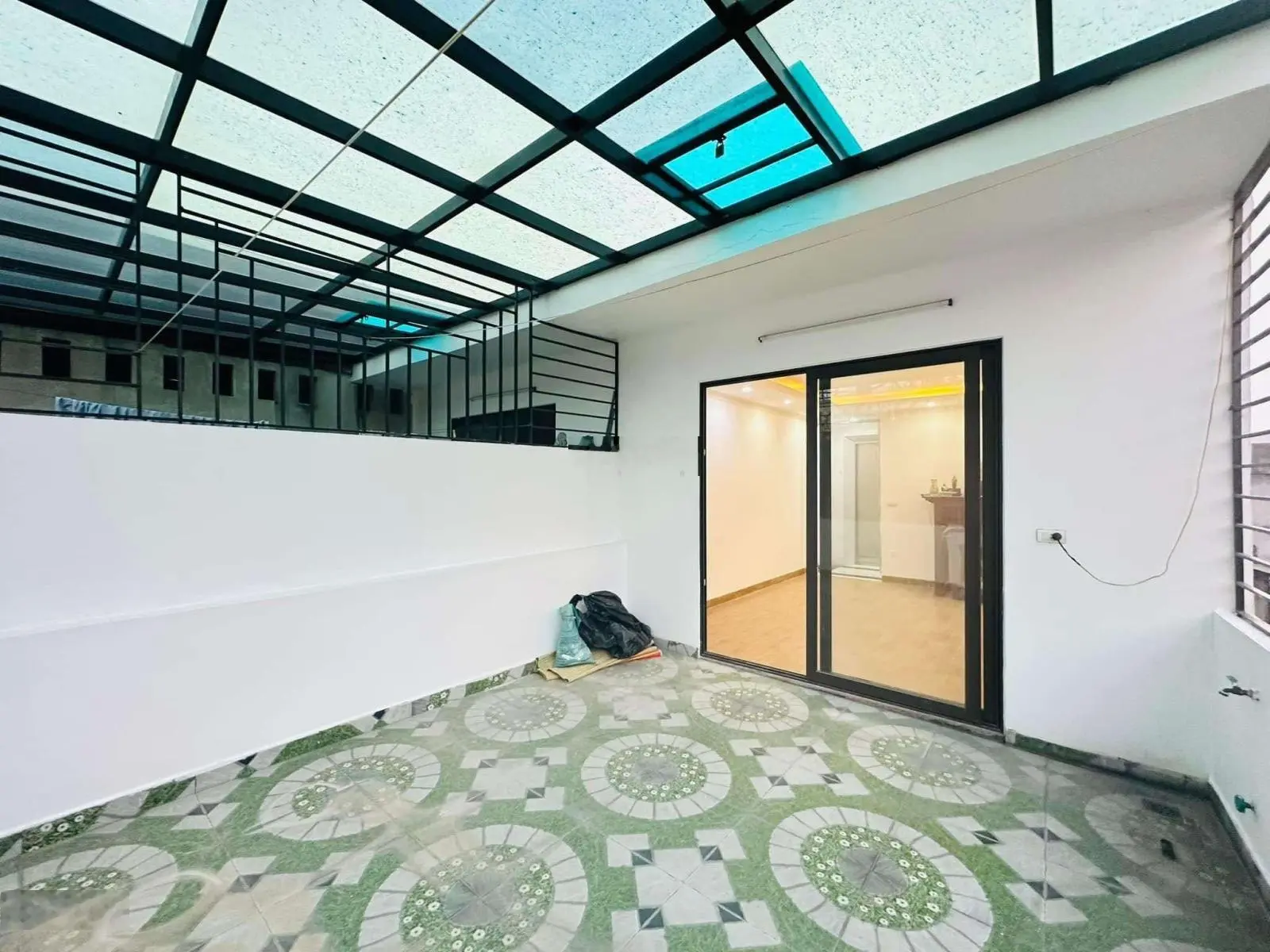Bán nhà đường Tây Sơn Vị trí cực đẹp 10m ra Ô tô tránh đỗ 6 Tầng thang máy Nội thất nhập khẩu