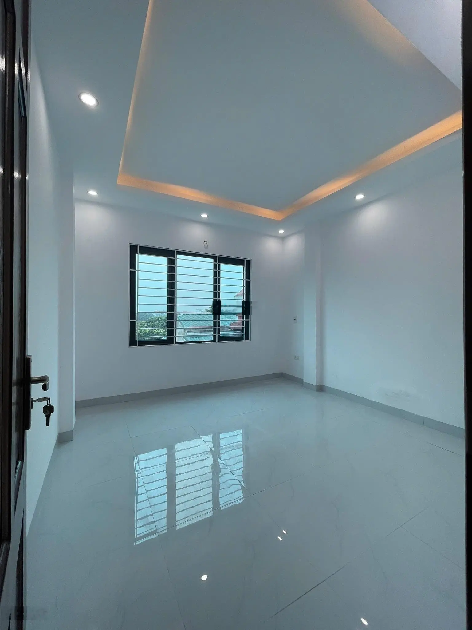 Siêu hot! Nhà ngay Vành Đai 4, Quốc lộ 21B. 4 tầng 35m², sổ đỏ chính chủ, ô tô đỗ cửa