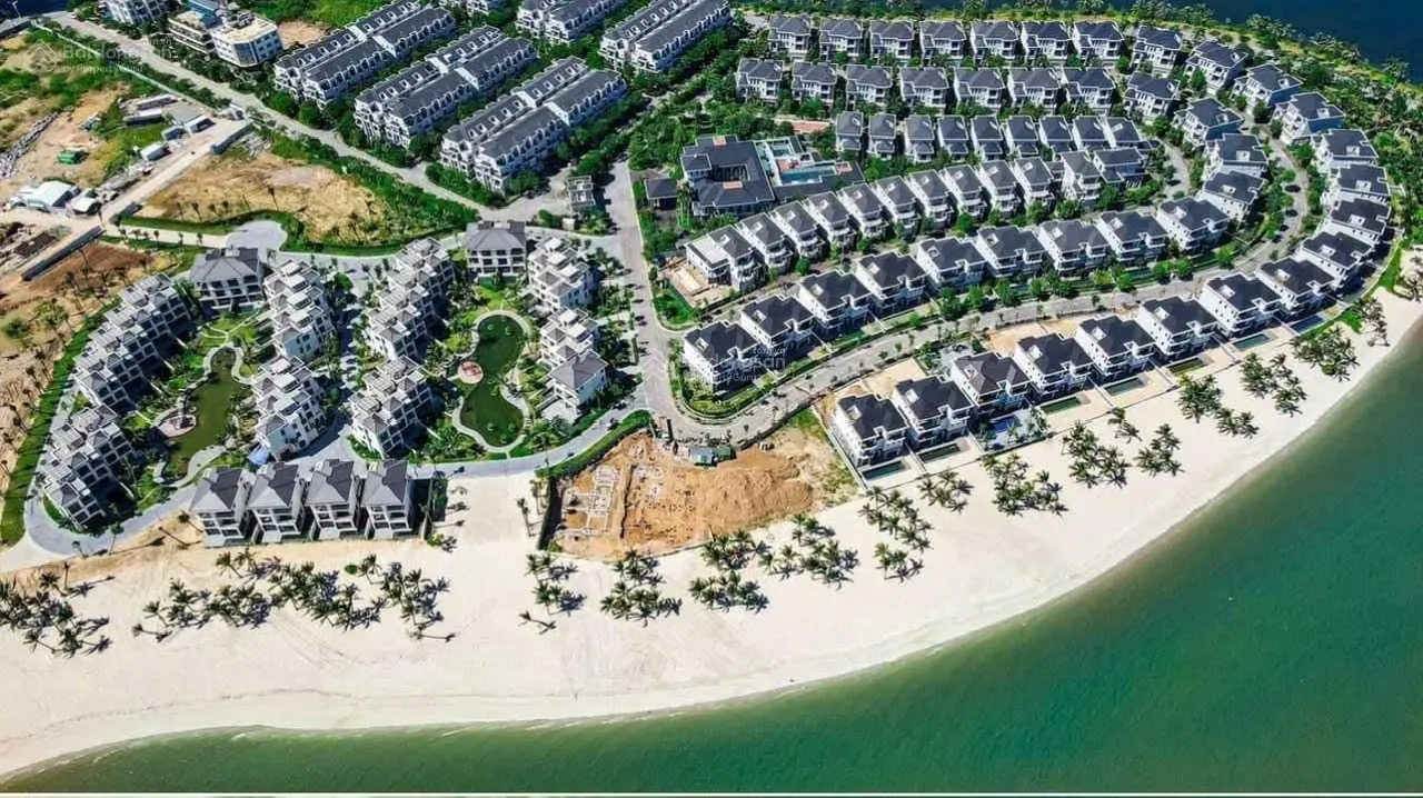 Biệt thự biển view hồ hướng Vịnh Hạ Long - Sở hữu lâu dài - Giá CĐT. LH 0915 069 ***