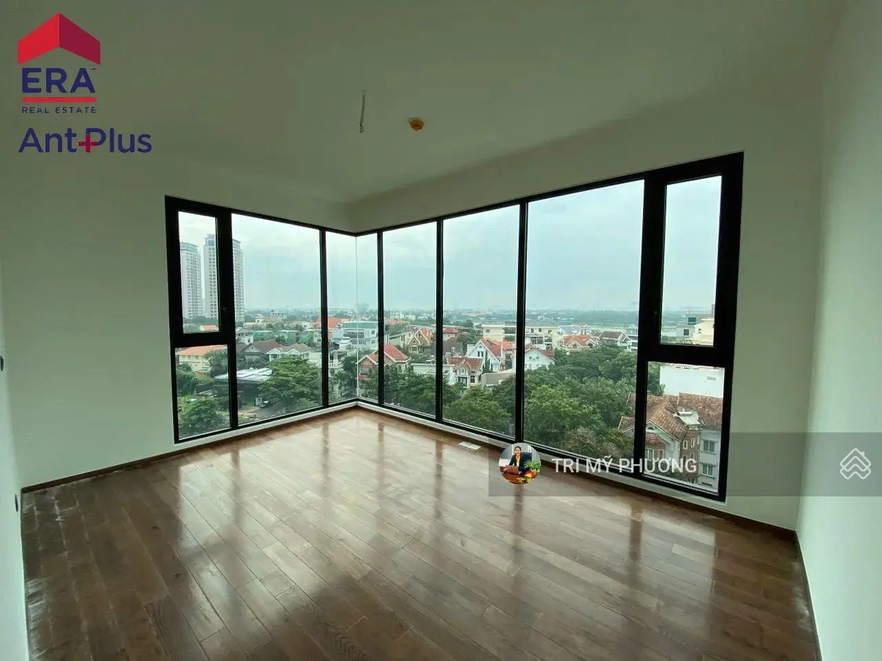 Hàng hiếm 4PN, 188m2 view sông 360 độ ôm trọn SG hoa lệ + giá tốt nhất D'Edge Thảo Điền, quận 2