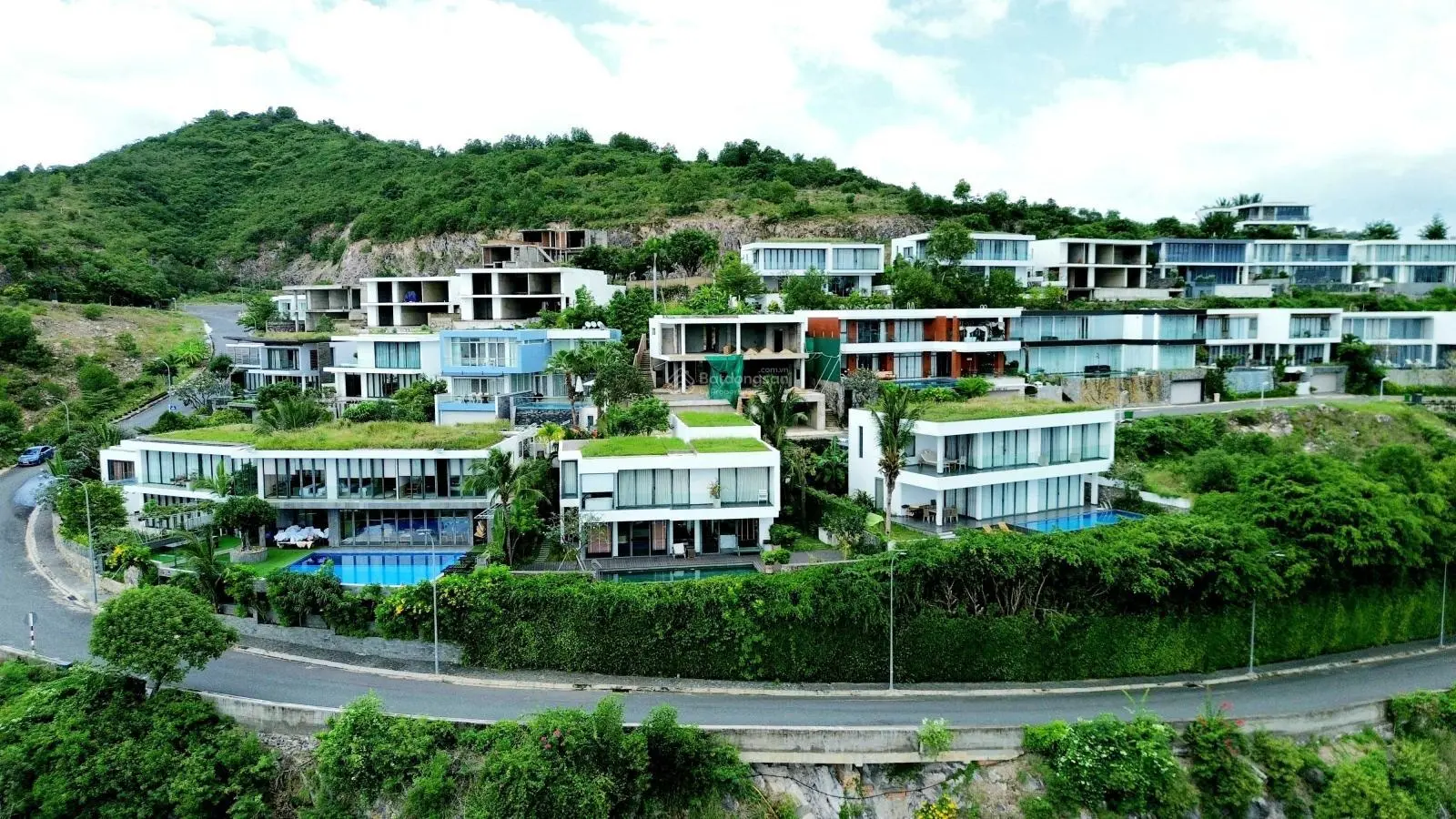 Cần biệt thự Ocean Front Anh Nguyễn, Nha Trang, 360m2, thiết kế 3 tầng, 4PN, 34.2 tỷ, sổ lâu dài