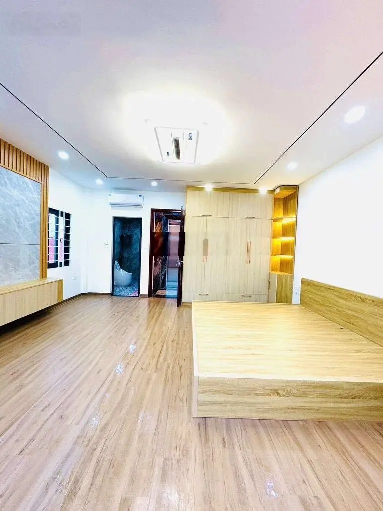 Bán nhà đẹp thang máy nguyễn văn cừ long biên hà nội 50m2