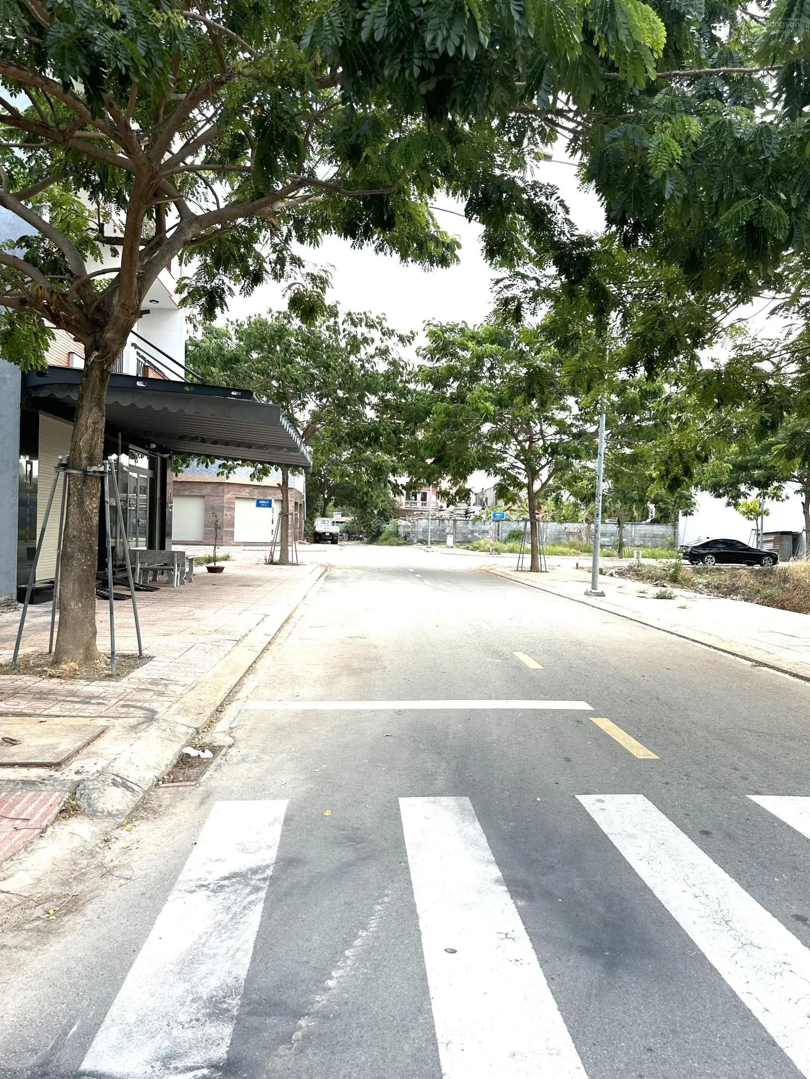 Cần bán gấp lô đất 17,5tr/m2. Ngang 5x22m. Diện tích 110m2. Giá 1tỷ9. Cách cầu hoá an 1,5km