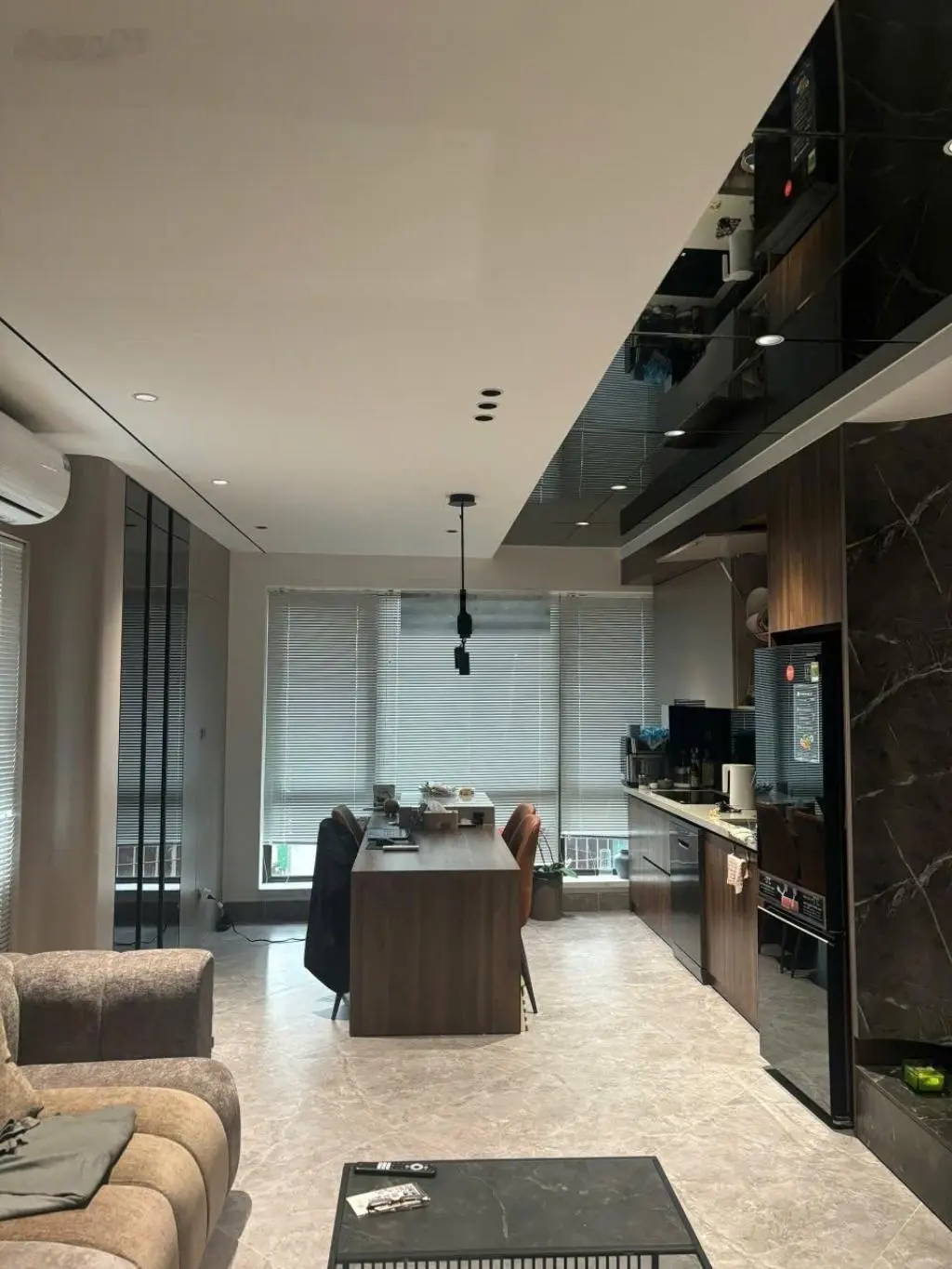 Bán nhà Cổ Linh, 50m, 6 tầng dân xây thiết kế cực đẹp, gara ô tô 7 chỗ thoải mái, full nội thất xịn