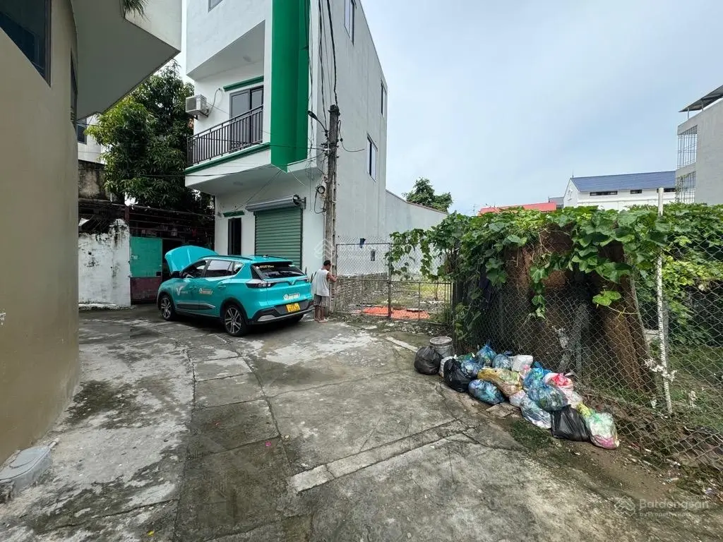Bán 70m2 phố Kim Chung, Đông Anh - đường ô tô quay đầu giá 4tỷx