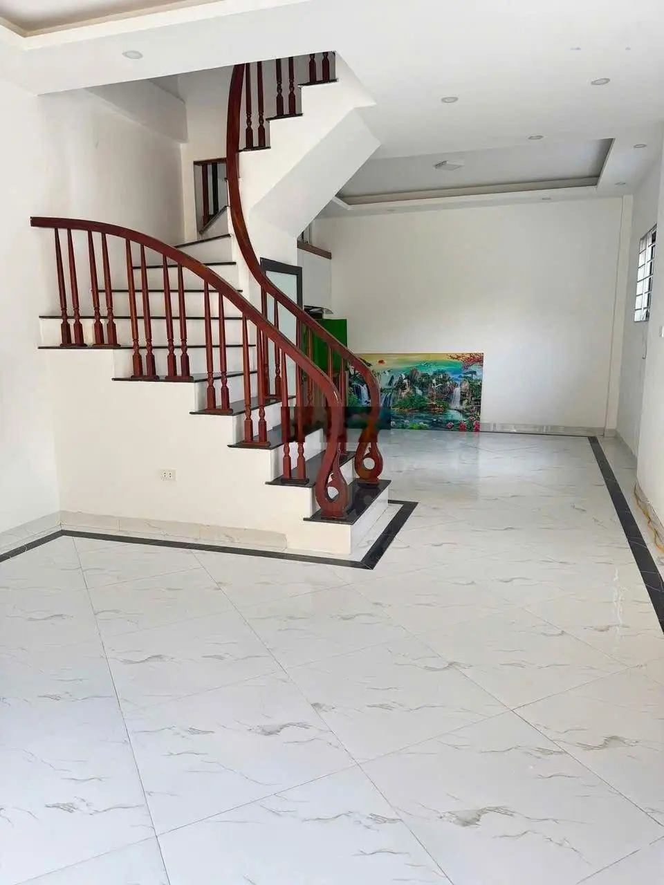 Cần bán gấp nhà lô góc đại tự - oto chạy thông - sát kdt hinode - trả giá là bán