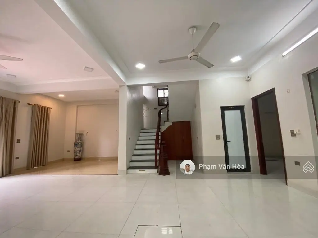 Bán nhà biệt thự áp mái Thôn Vệ - Nam Hồng ĐA: DT 204m2 giá 18 tỷ.