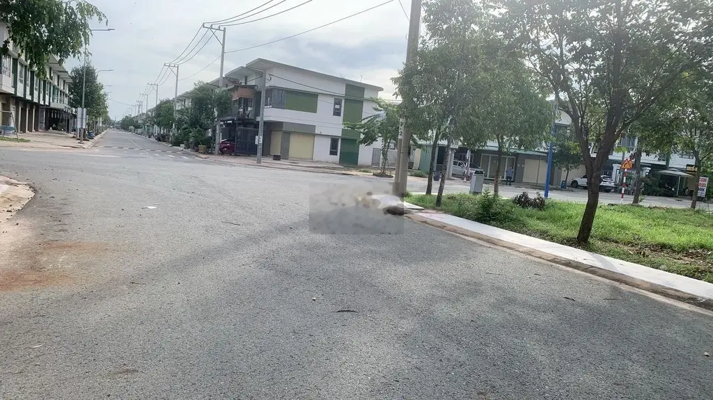 bán gấp lô đất ngay trường đại học Việt Đức